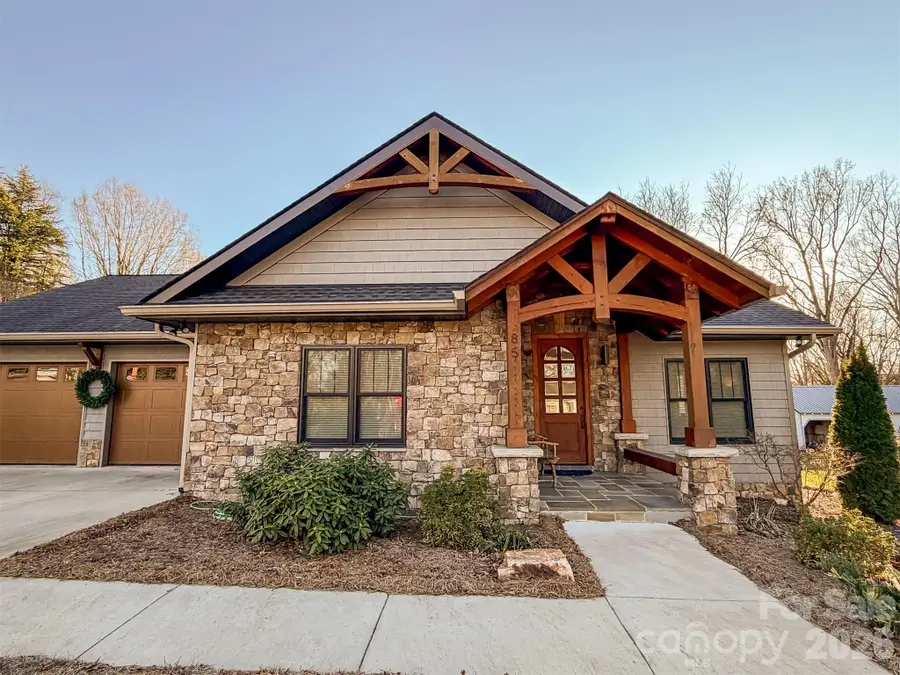 85 20th Avenue Nw, Hickory, NC 28601 - Image #3