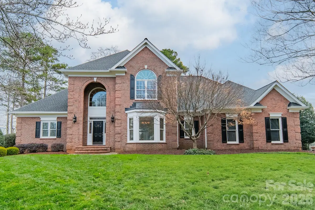 18908 Riverwind Lane, Davidson, NC 28036 - Image #1