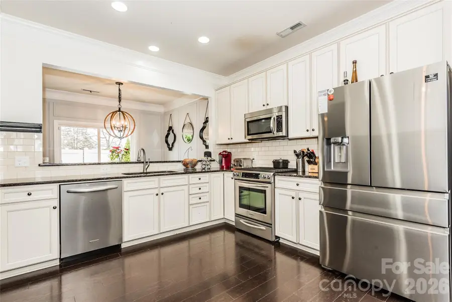10426 Blairbeth Street, Charlotte, NC 28277 - Image #2