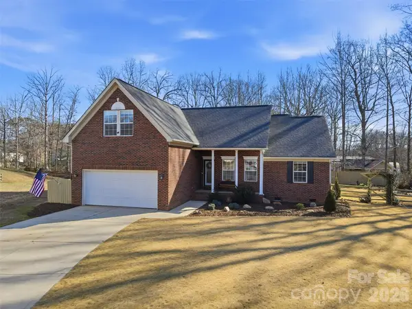 3043 Windsor Meadow Lane, Matthews, NC 28105