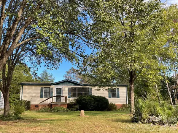 4810 Stratford Lane, Denver, NC 28037