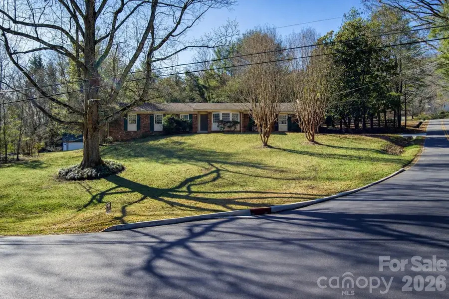 91 Haw Creek Circle, Asheville, NC 28805 - Image #3
