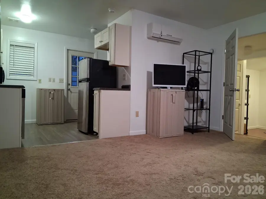 2 Oak Street, Granite Falls, NC 28630 - Image #3