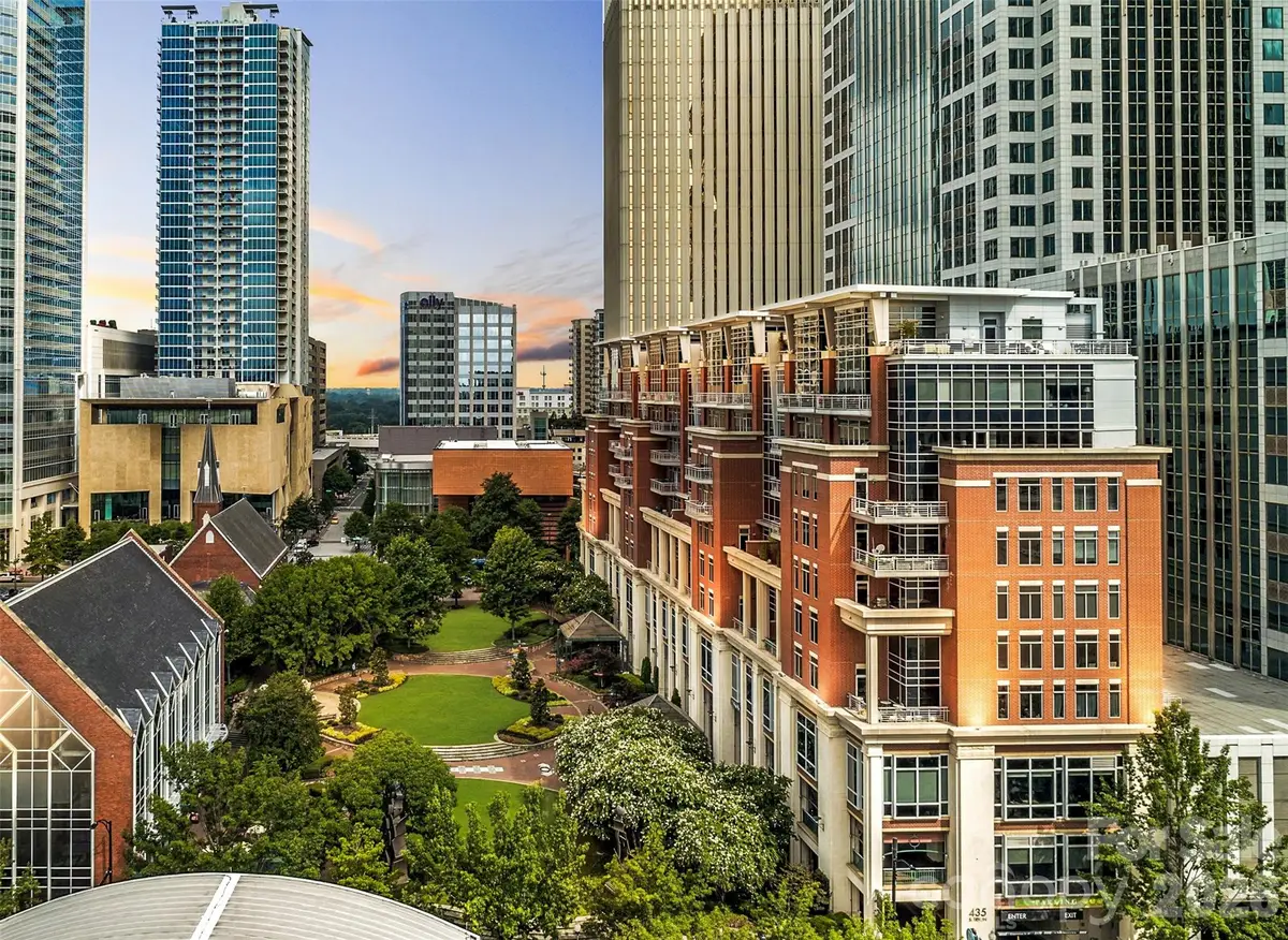435 S Tryon Street #703, Charlotte, NC 28202 - #1