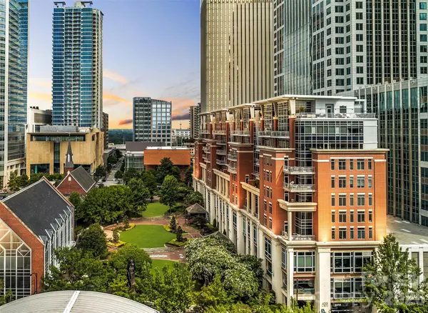 435 S Tryon Street #703, Charlotte, NC 28202