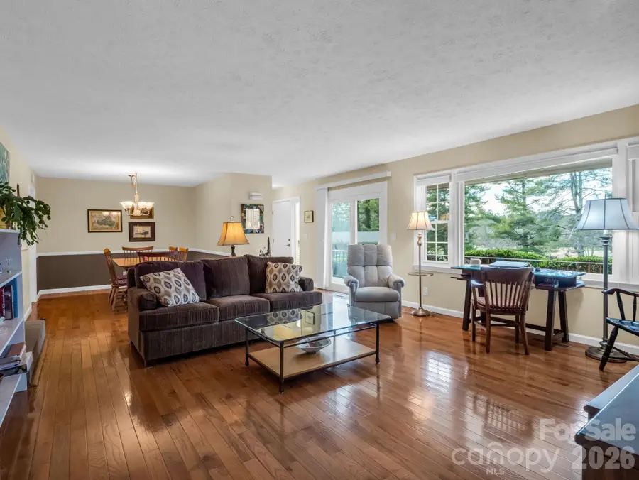 410 Golf View Condo Lane #2A, Hendersonville, NC 28739 - Image #3