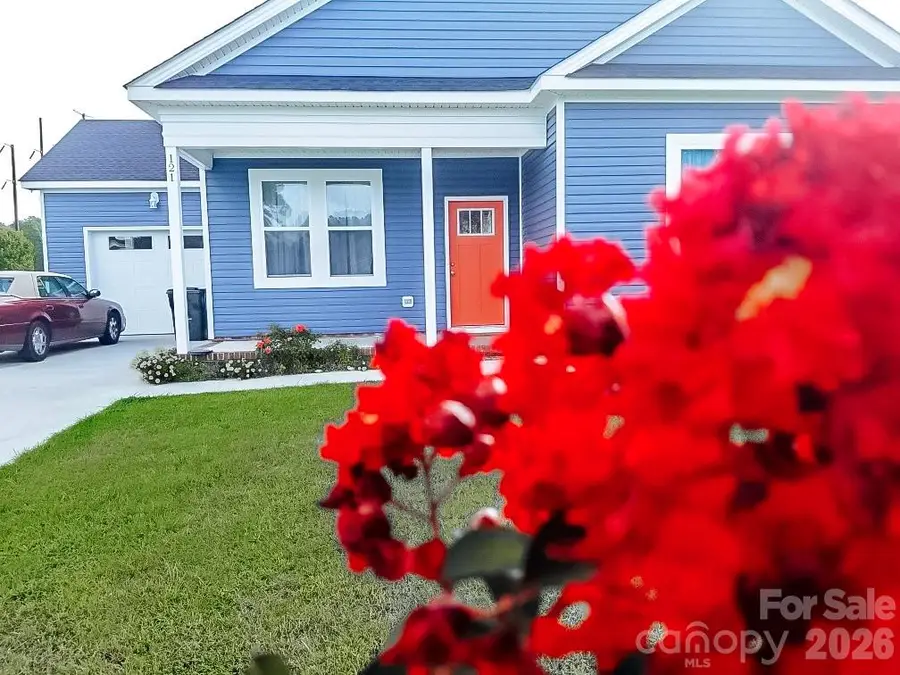 121 Meadow Ridge Lane, Coinjock, NC 27923 - Image #3