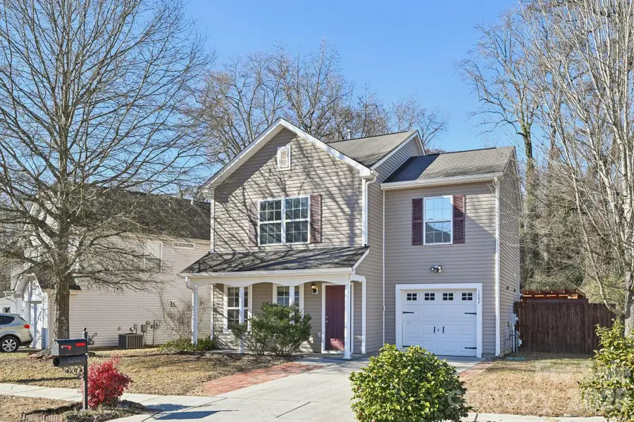 1202 Pinehaven Court, Charlotte, NC 28215 - Image #2