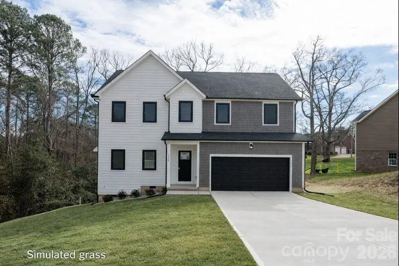 1928 46th Avenue Drive Ne, Hickory, NC 28601 - Image #1