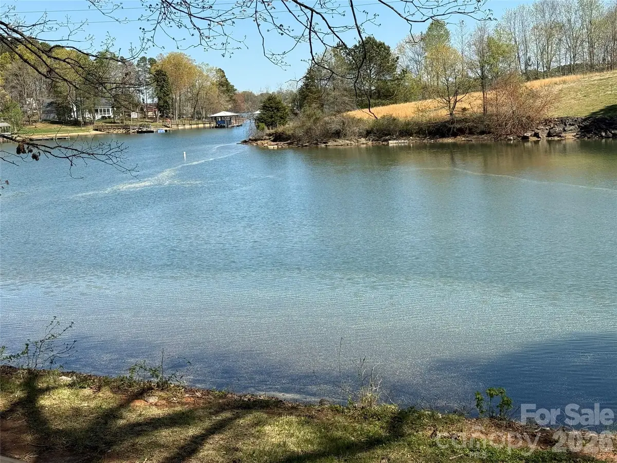 4677 Stratford Lane, Denver, NC 28037 - Image #1