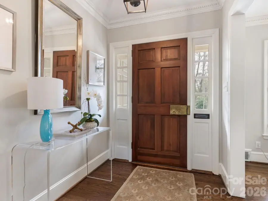 421 Merwick Circle, Charlotte, NC 28211 - Image #3