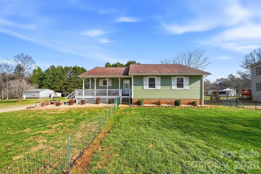 2735 Sides Avenue, Connelly Springs, NC 28612 - Image #2