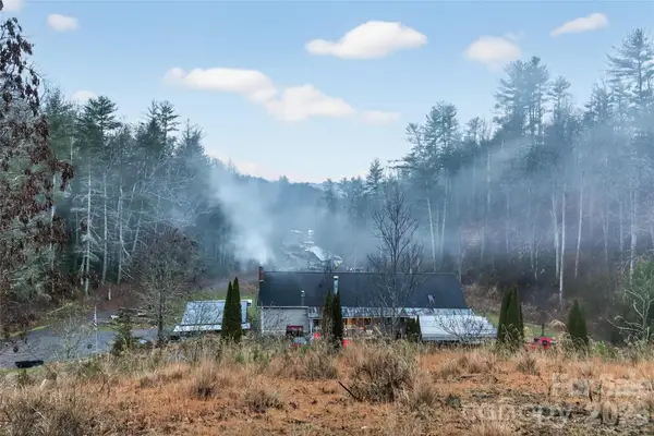 284 Paul Gosnell Road, Marshall, NC 28753