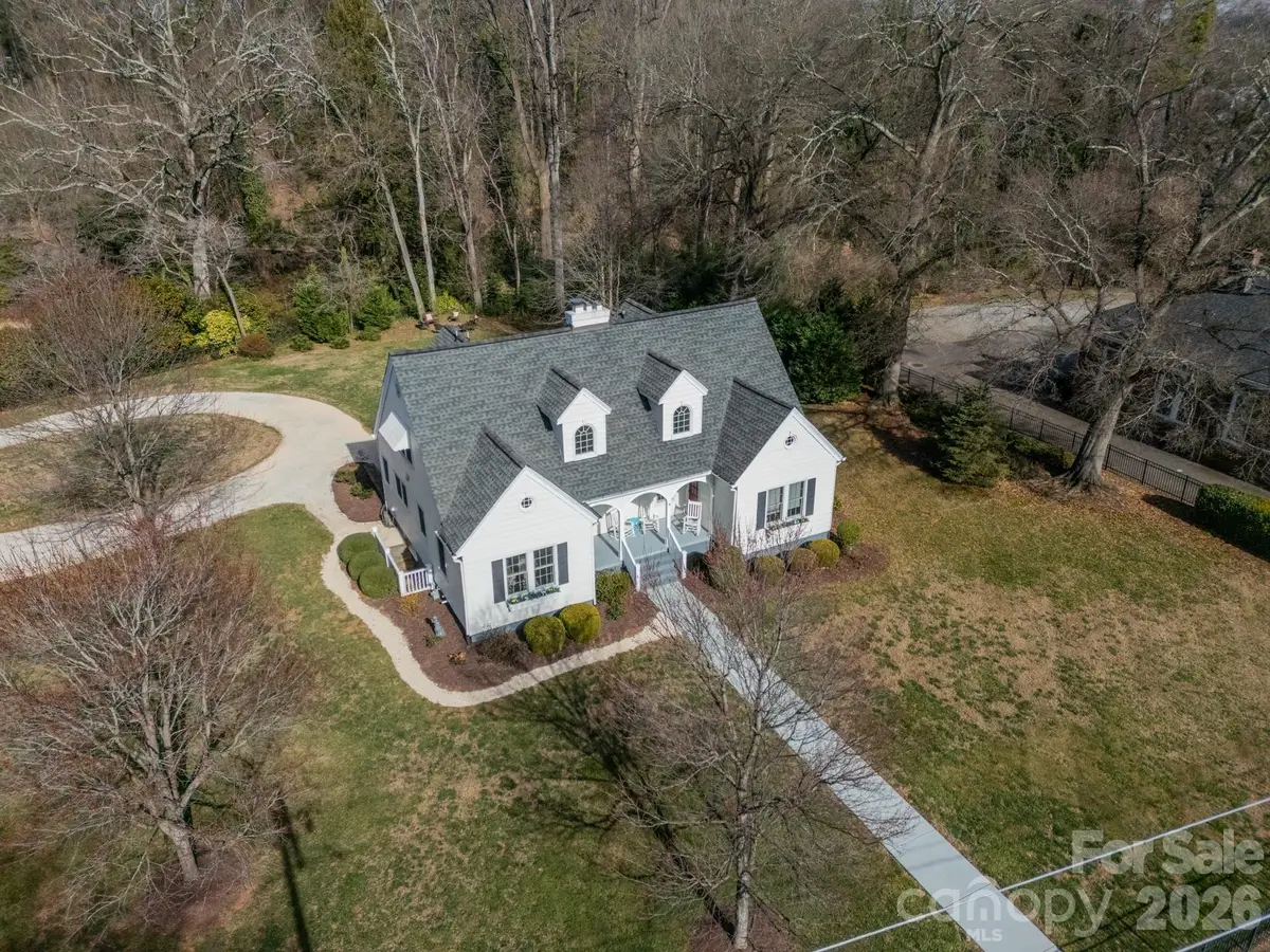 27 Circle Drive, Belmont, NC 28012 - Image #1