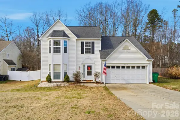 2036 Mallard Pine Court, Charlotte, NC 28262