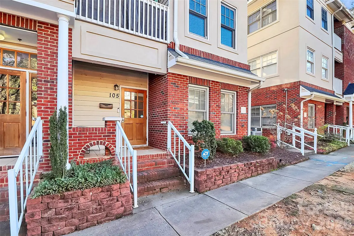 105 S Summit Avenue, Charlotte, NC 28208 - Image #1