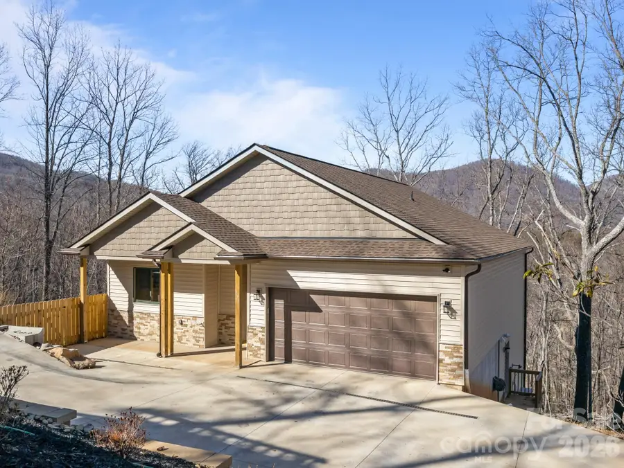 225 Aurora Lane, Tryon, NC 28782 - Image #2