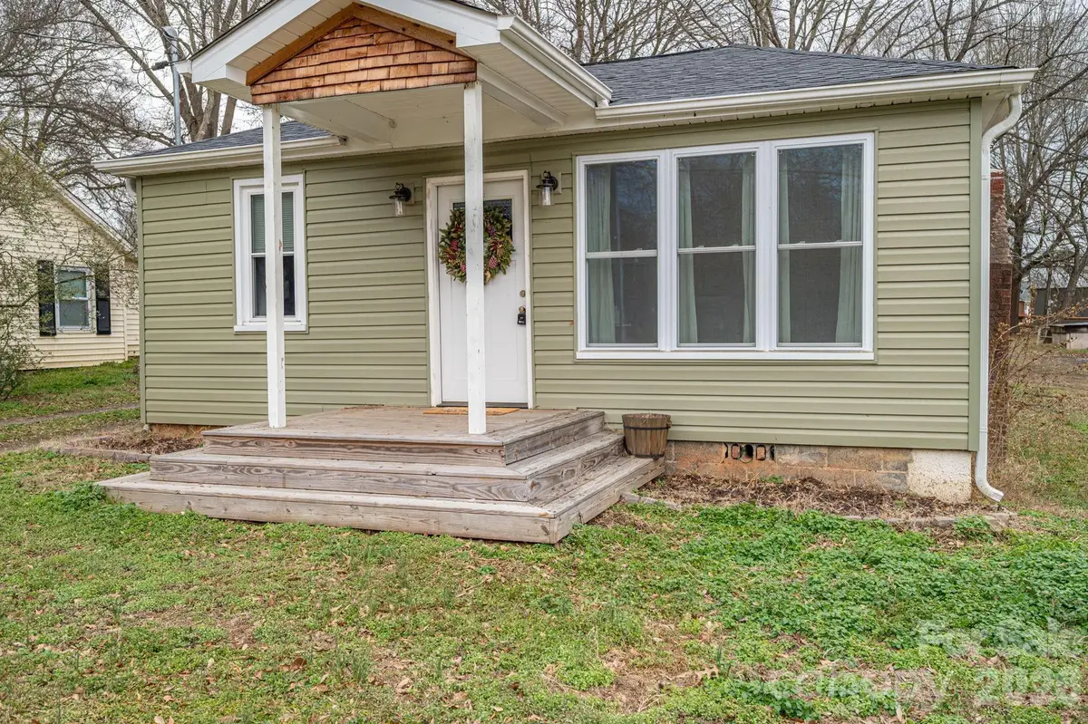 1063 W Hwy 150 Highway, Lincolnton, NC 28092 - Image #1