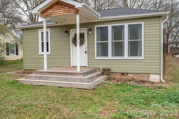 1063 W Hwy 150 Highway, Lincolnton, NC 28092