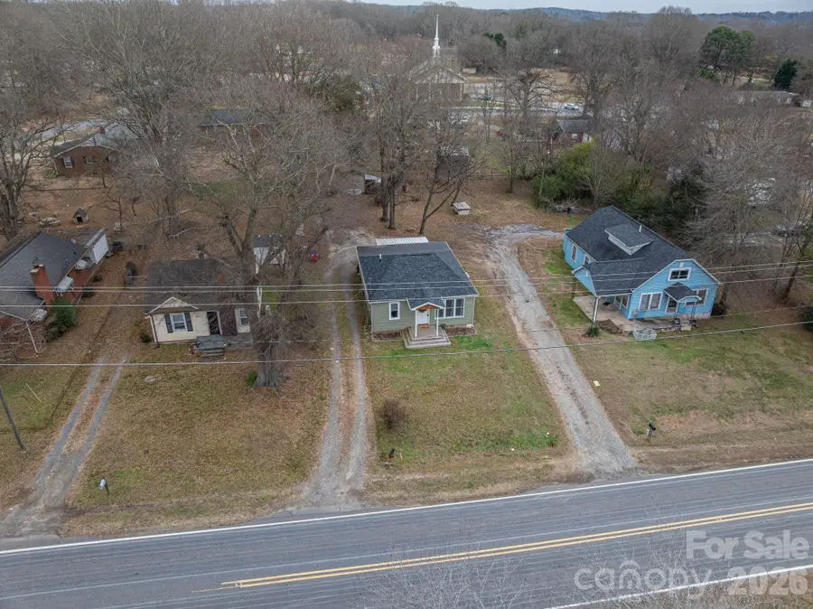 1063 W Hwy 150 Highway, Lincolnton, NC 28092 - Image #3