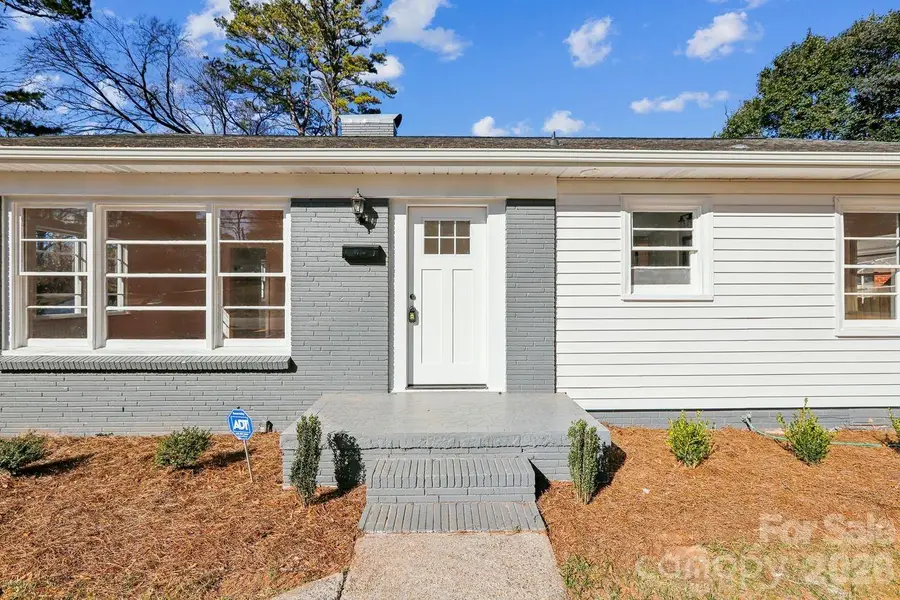 801 Fugate Avenue, Charlotte, NC 28205 - Image #2