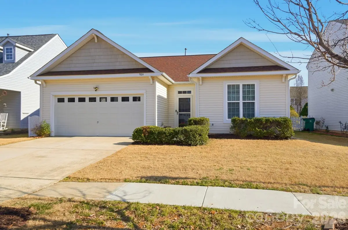 9814 Forest Run Lane, Charlotte, NC 28277 - Image #1