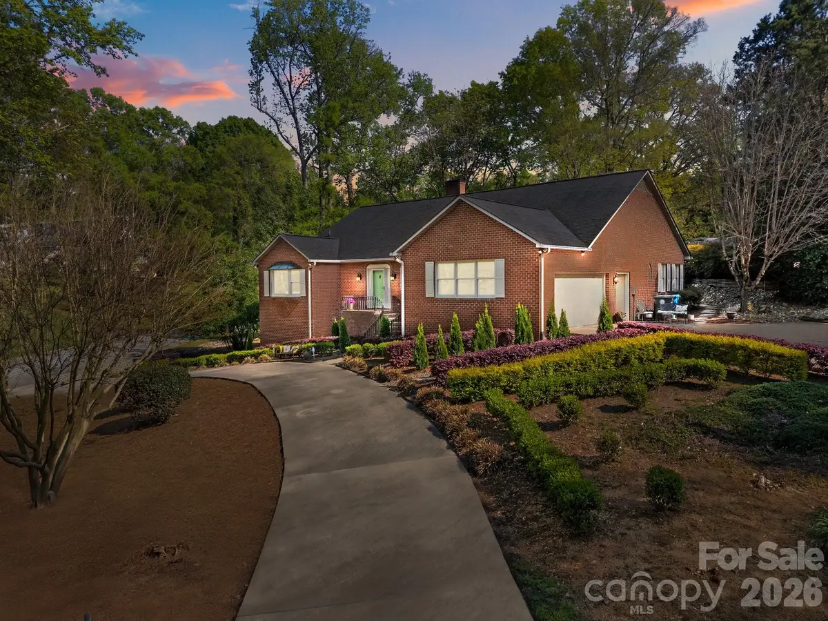 961 Confederate Avenue, Salisbury, NC 28144 - Image #1