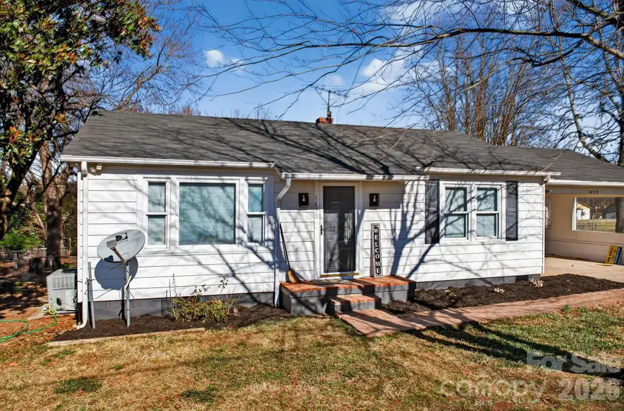 1453 19th Avenue Ne, Hickory, NC 28601 - Image #2