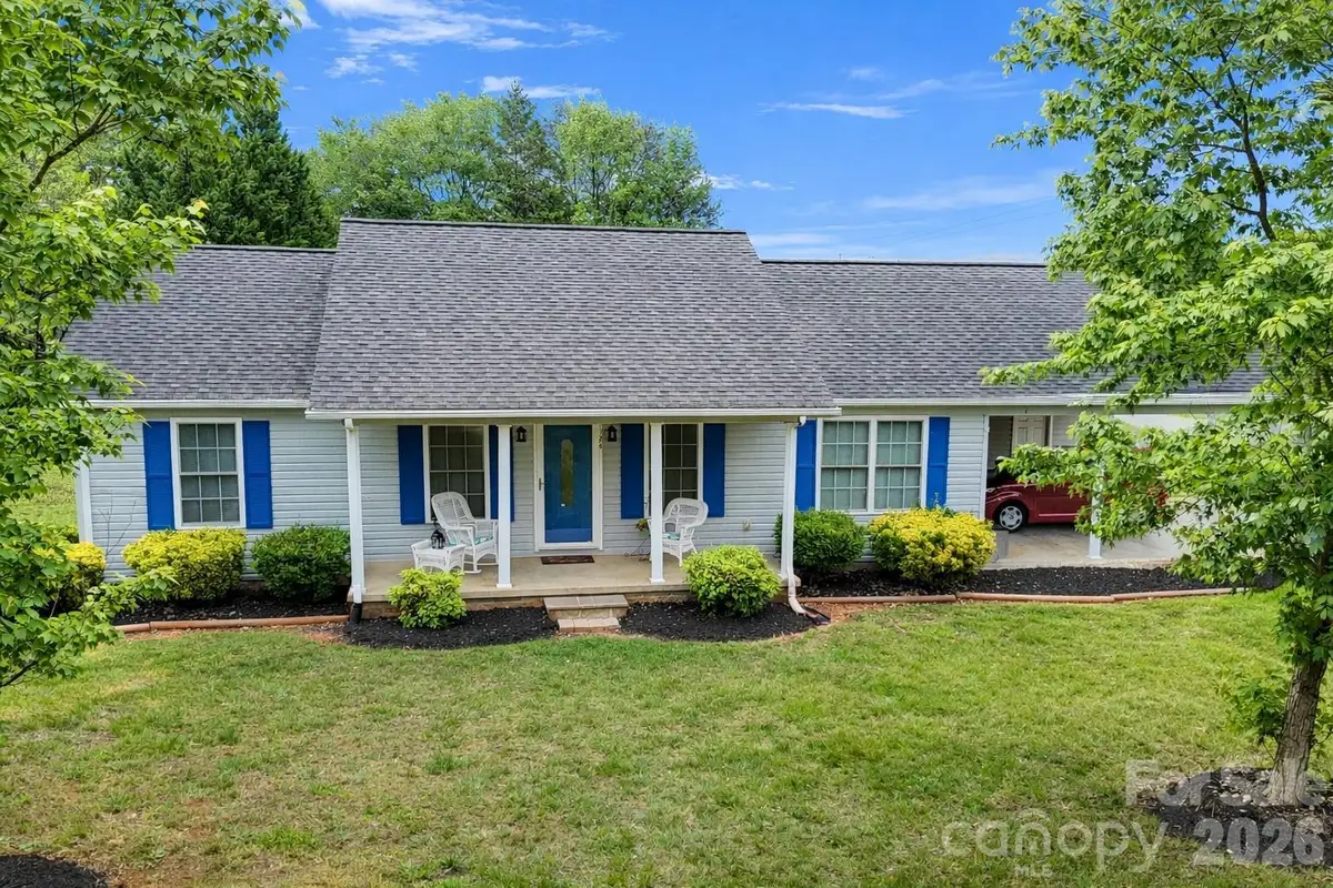 3124 Banks Street, Lincolnton, NC 28092 - #1