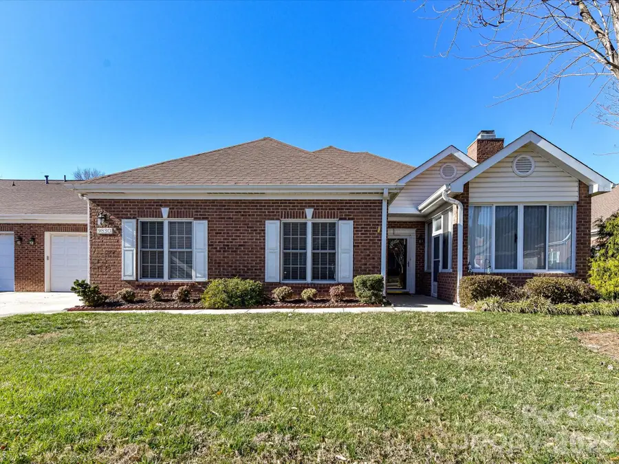 9830 Willow Bark Court, Charlotte, NC 28210 - Image #3