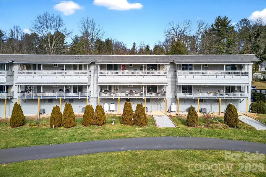 263 Fairway Lane #B, Spruce Pine, NC 28777 - Image #3