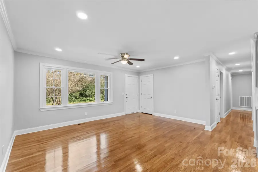 206 Hunter Street, York, SC 29745 - Image #3