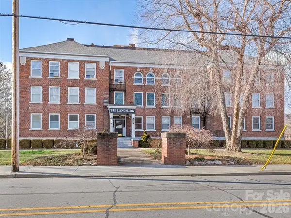 622 S Haywood Street #107, Waynesville, NC 28786