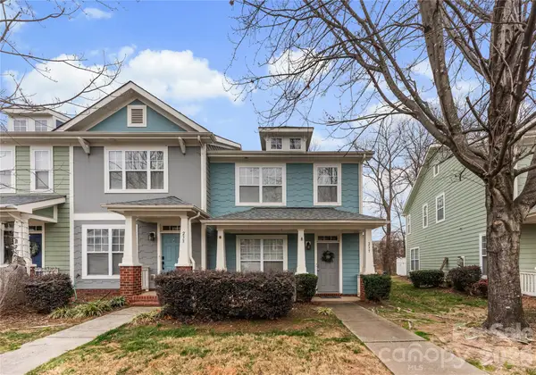 237 Hurston Circle, Charlotte, NC 28208