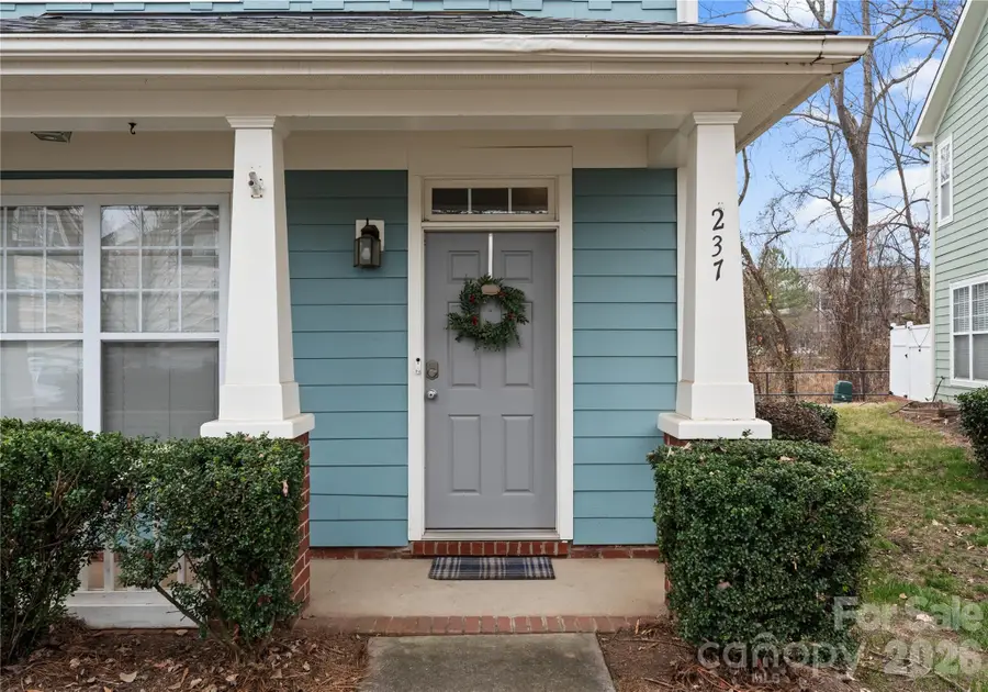 237 Hurston Circle, Charlotte, NC 28208 - Image #2