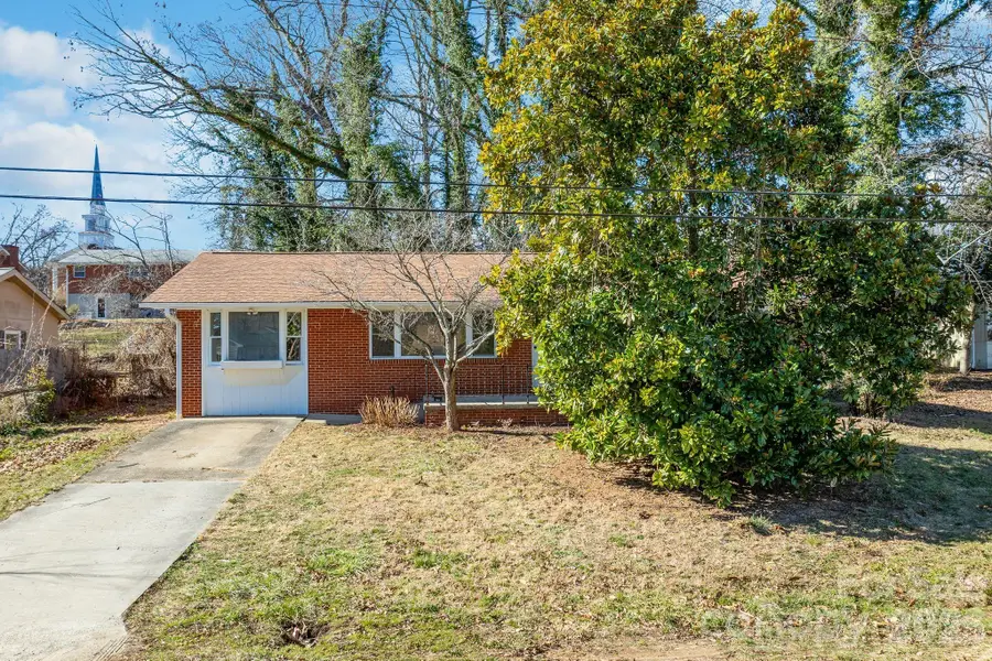 19 Browndale Road, Asheville, NC 28805 - Image #3