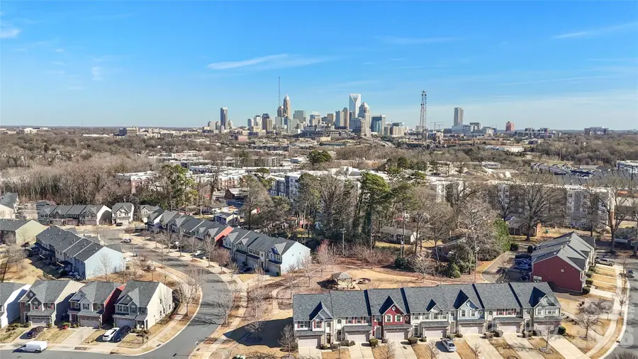 1845 Fleetwood Drive, Charlotte, NC 28208 - Image #3