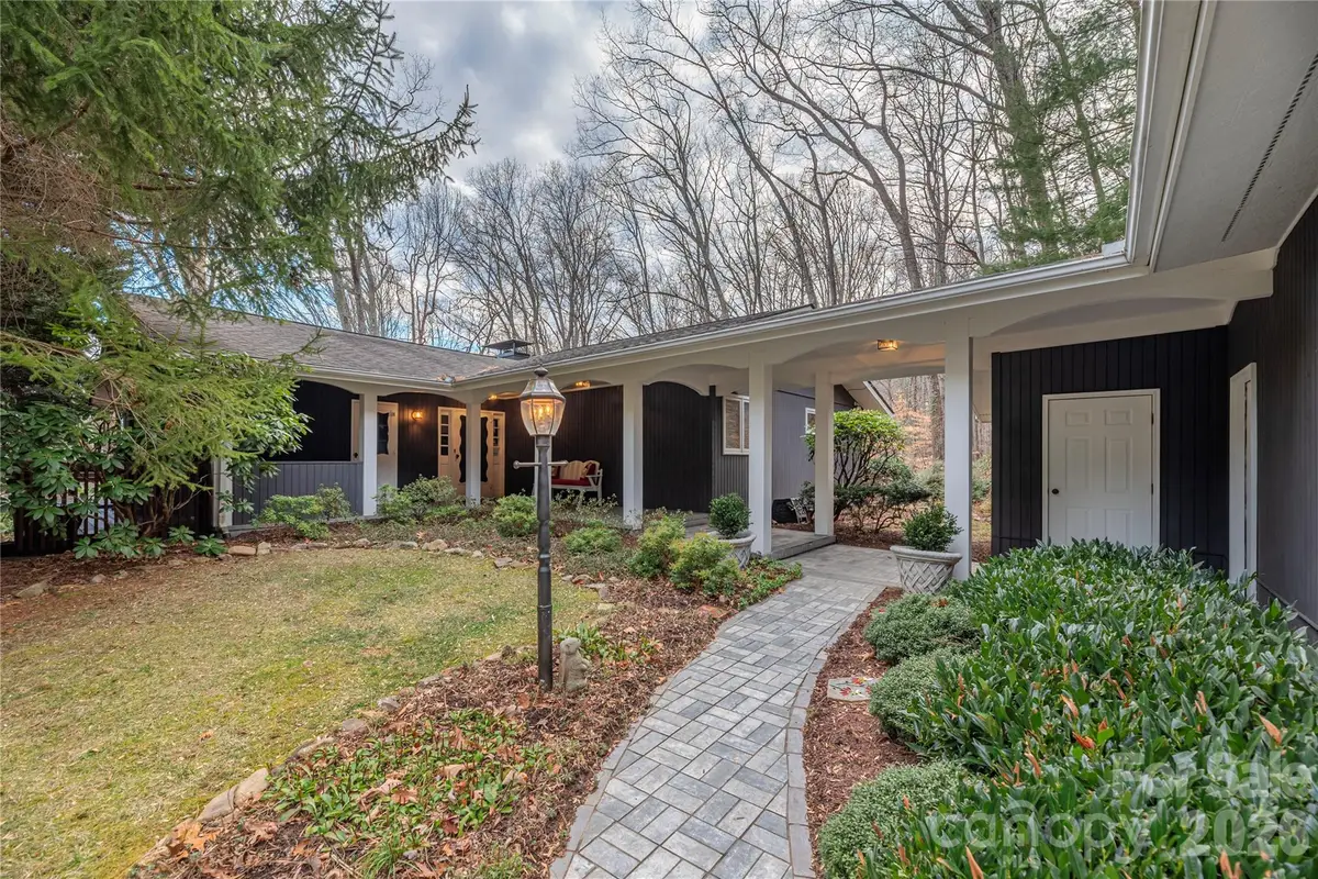 38 Laurelwood Lane, Waynesville, NC 28786 - Image #1