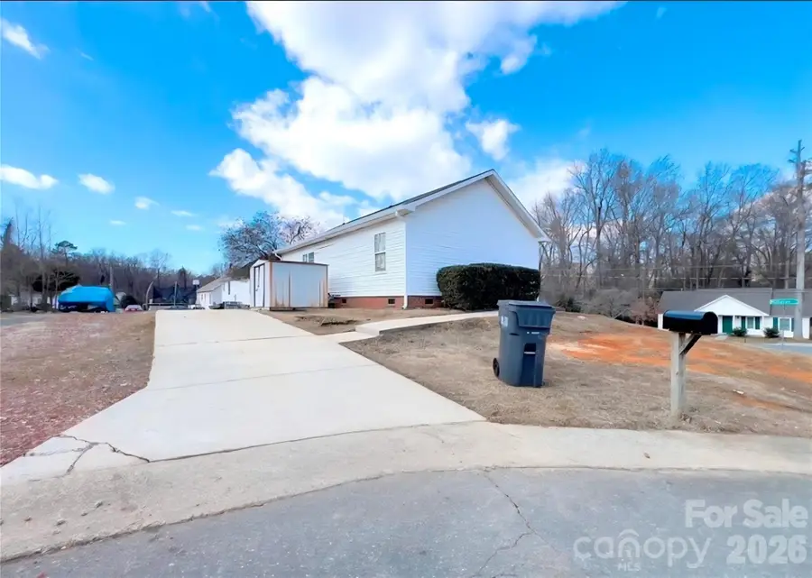 5313 Abbywood Lane, Charlotte, NC 28269 - Image #2