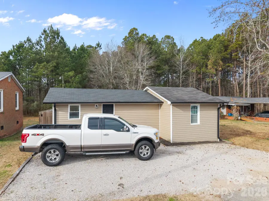 319 N Arnold Street, Pageland, SC 29728 - #3