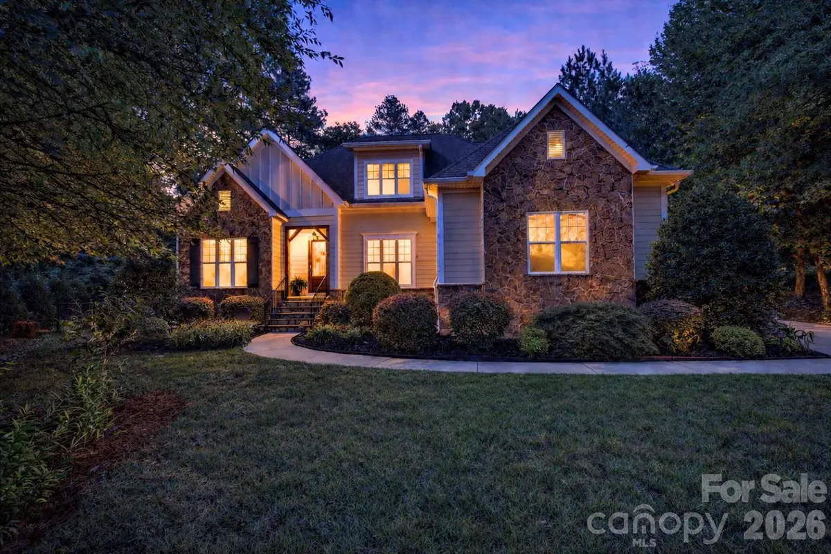 134 Lakeshore Hills Drive, Mooresville, NC 28117 - Image #1