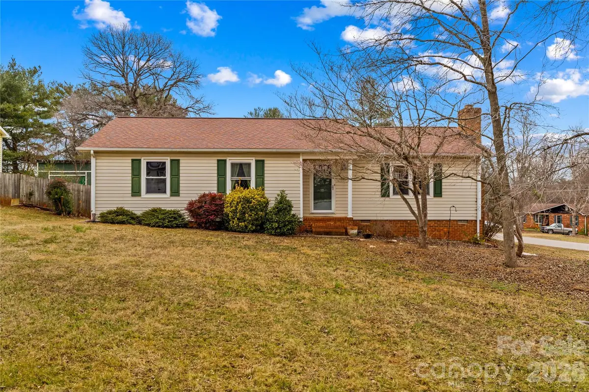 115 Pineview Court, Statesville, NC 28625 - Image #1