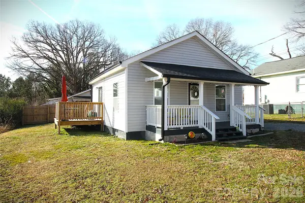 112 E Hartford Avenue E, Bessemer City, NC 28016