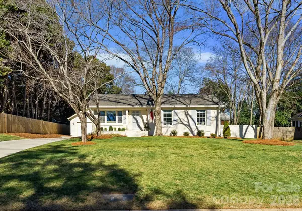 1811 Wedgedale Drive, Charlotte, NC 28210