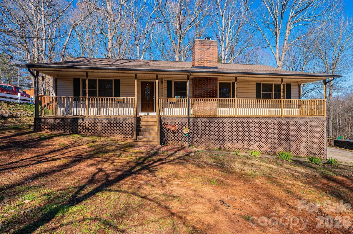 5284 Lisa Lane, Hickory, NC 28602 - Image #1