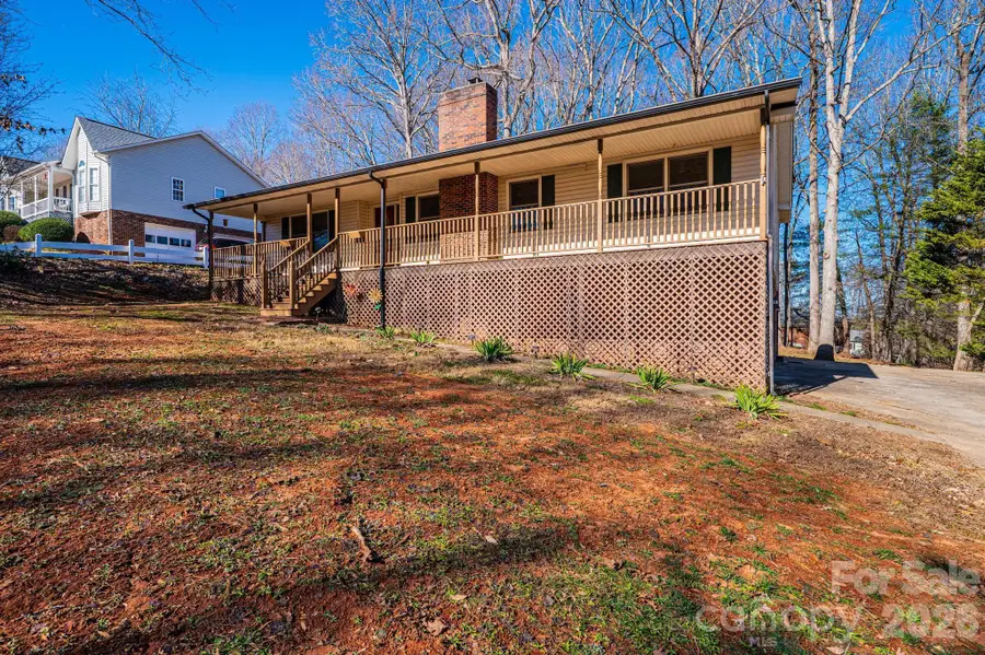 5284 Lisa Lane, Hickory, NC 28602 - Image #2