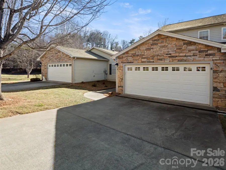 4 Holiday Drive, Arden, NC 28704 - Image #2