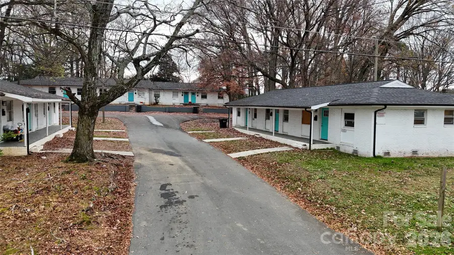 2427 Carmine Street, Charlotte, NC 28206 - Image #2
