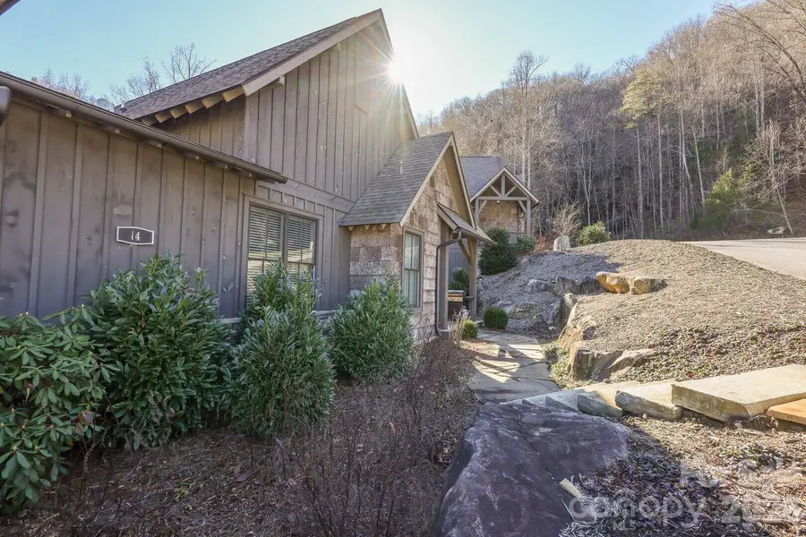 14 E Saddle Notch Lane, Tuckasegee, NC 28783 - #2