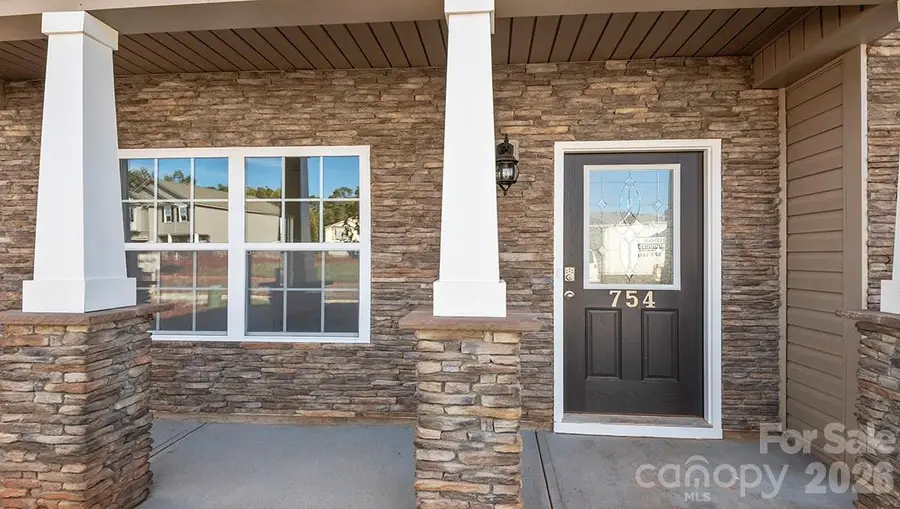 11 Ridgehaven Drive, Waynesville, NC 28786 - Image #3